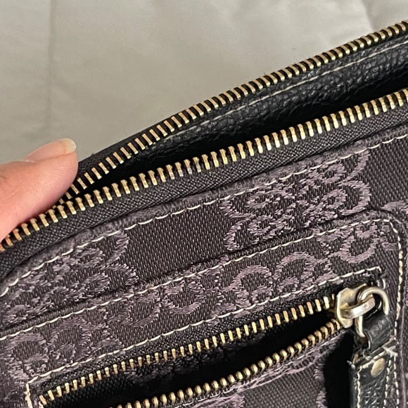 Kathy Van Zealand Jacquard Black Crossbody Bag - Picture 4 of 15